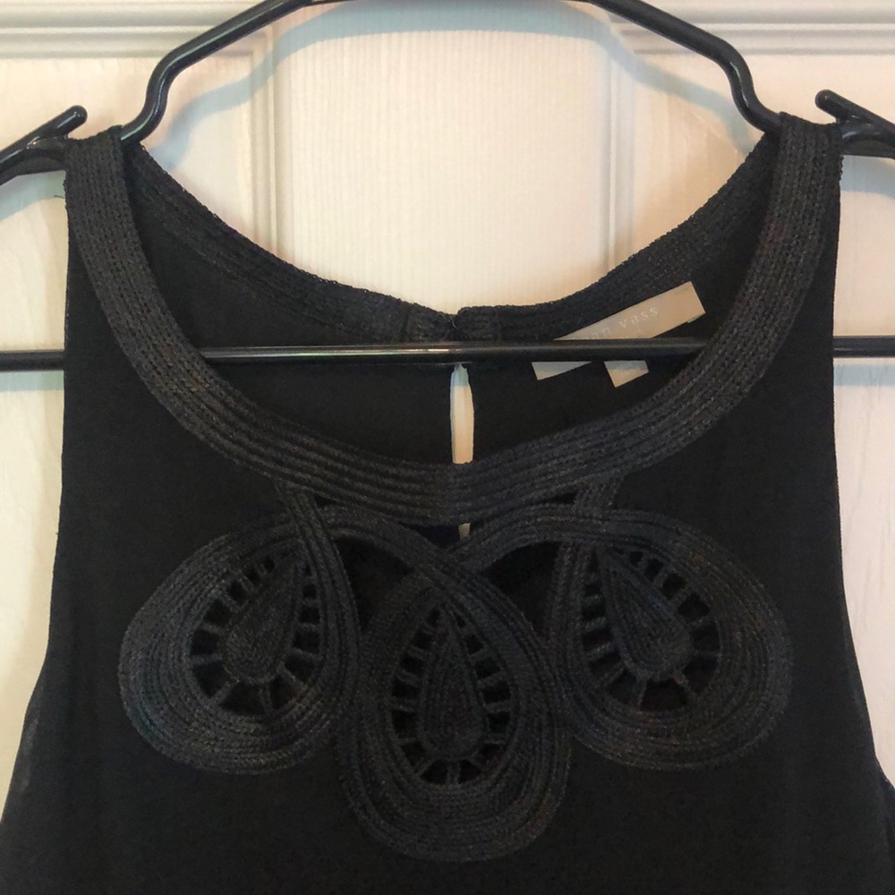 JOAN VASS Black Embroidered Scoopneck Sleeveless Black Midi Dress Women's Small